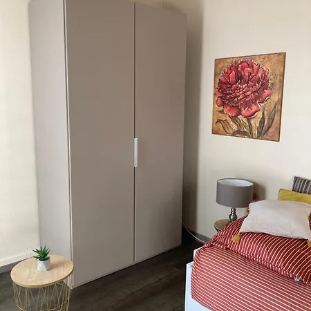 Petit Meuble Lägenhet *